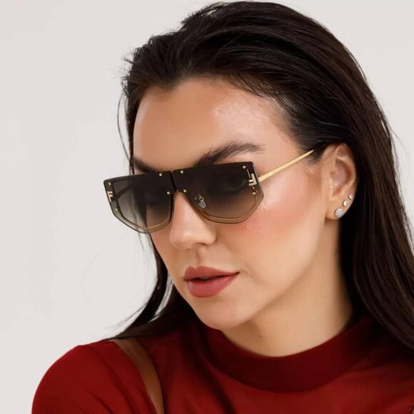 🕶️ New Fendi FE40096U 16T Sunglasses - Palladium Frame, Bordeaux Lenses - Picture 3 of 12